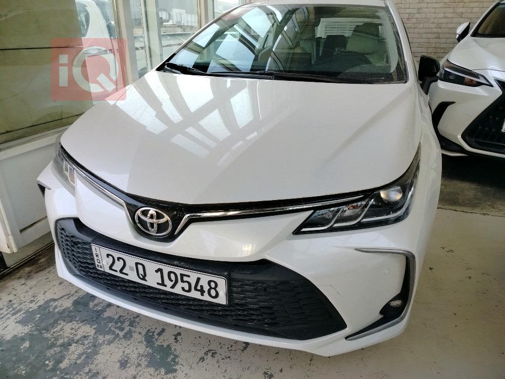 تۆیۆتا کۆرۆلا